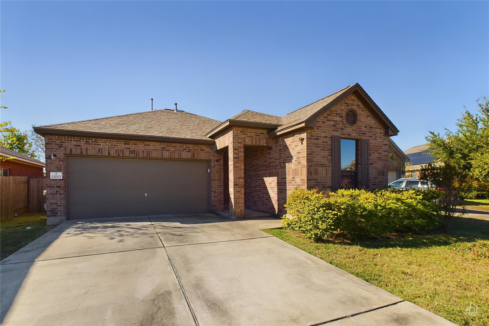 12013 Oaklynn Ct, Manor, TX 78653