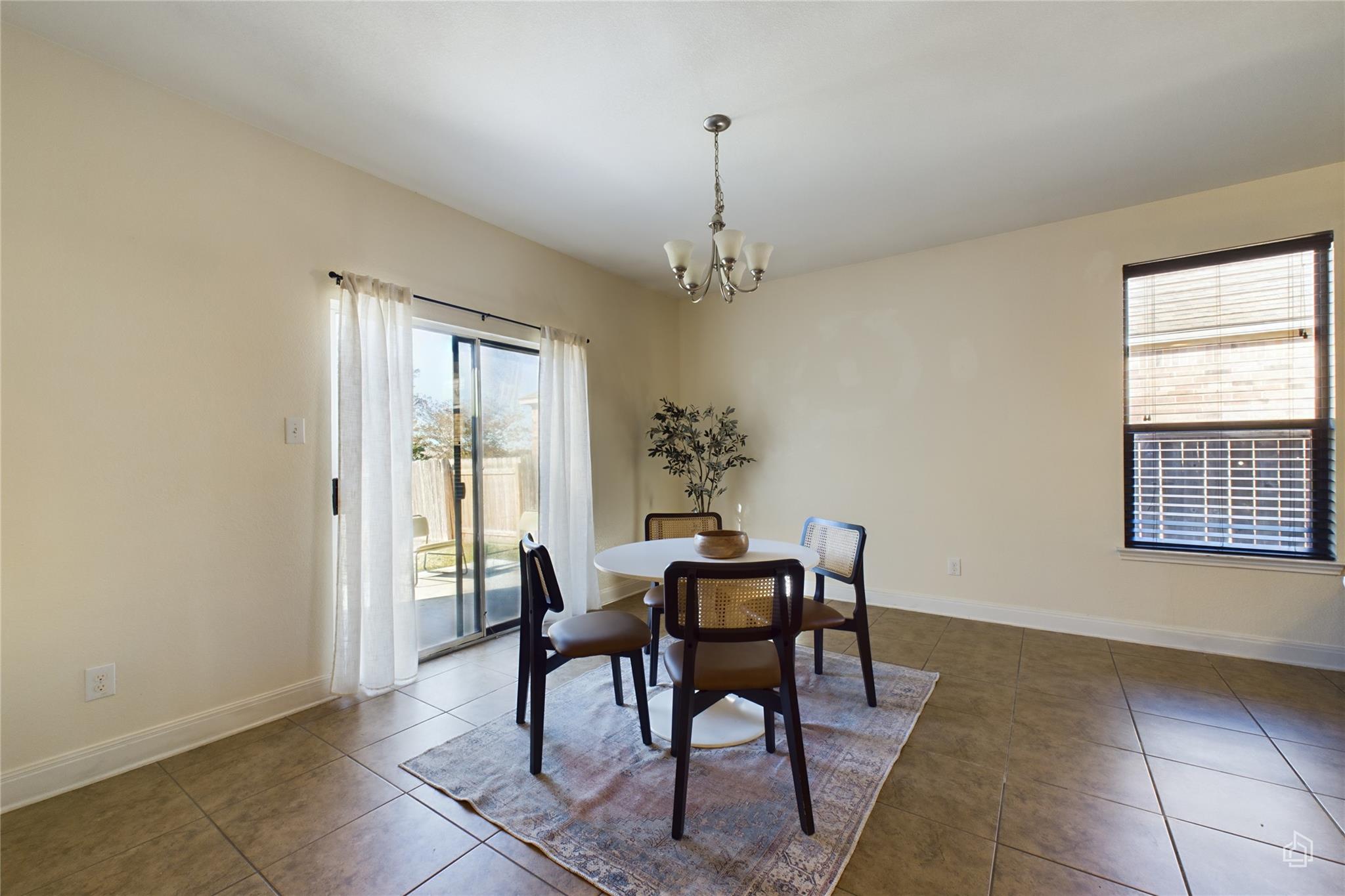 12013 Oaklynn Ct, Manor, TX 78653