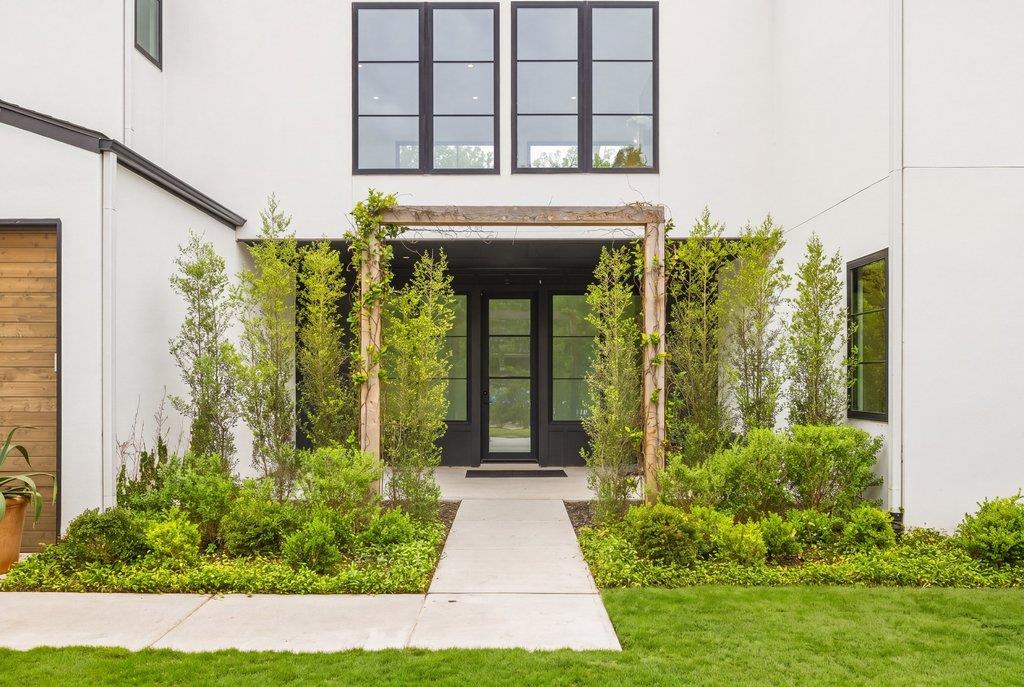 907 Karen Ave, Austin, TX 78757