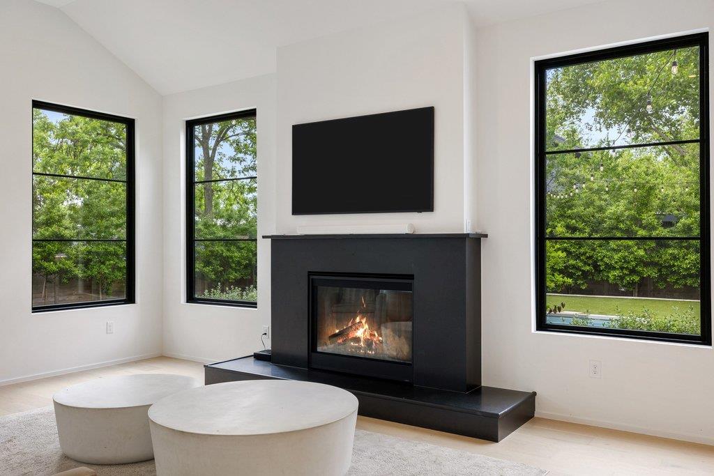 907 Karen Ave, Austin, TX 78757