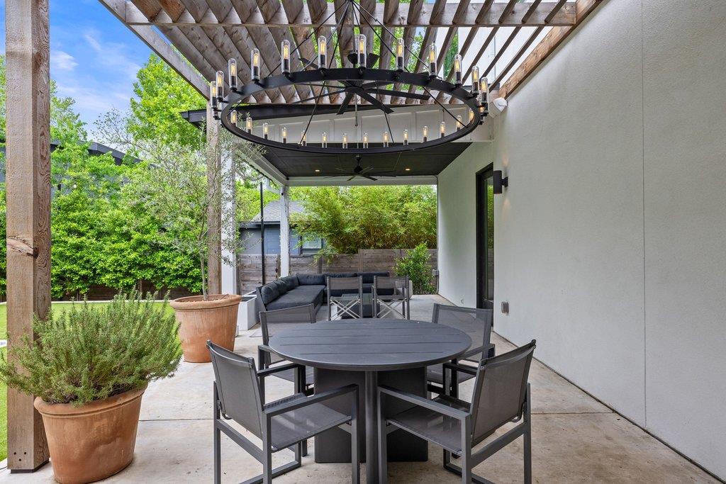 907 Karen Ave, Austin, TX 78757