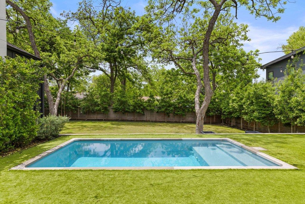 907 Karen Ave, Austin, TX 78757