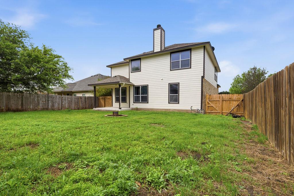 2003 Cockrill Cv, Hutto, TX 78634