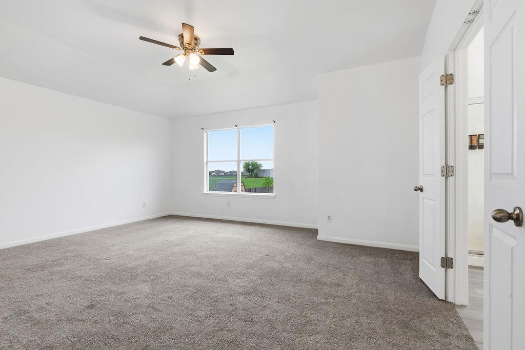 2003 Cockrill Cv, Hutto, TX 78634