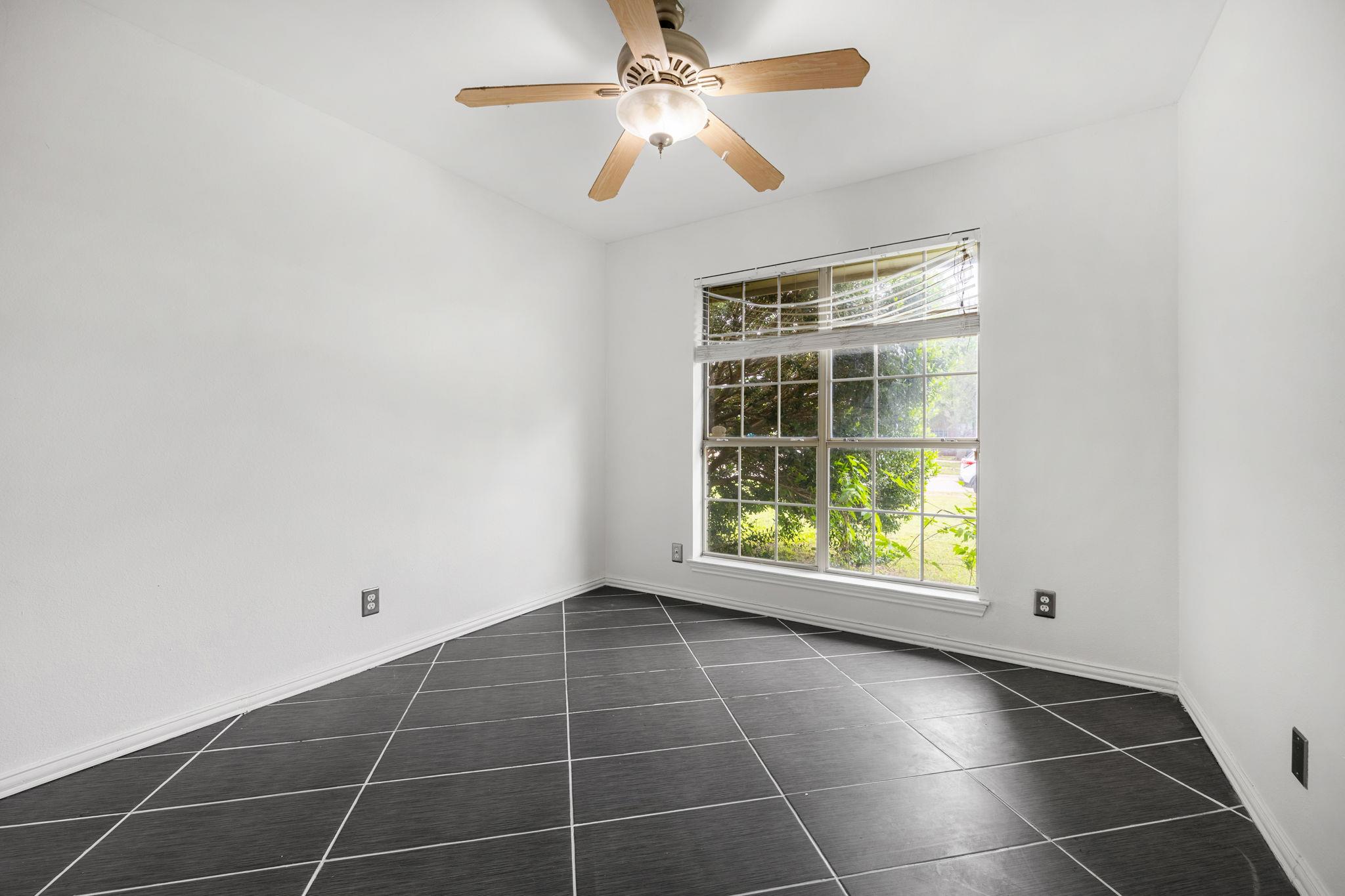 2502 Coach Dr, Killeen, TX 76543