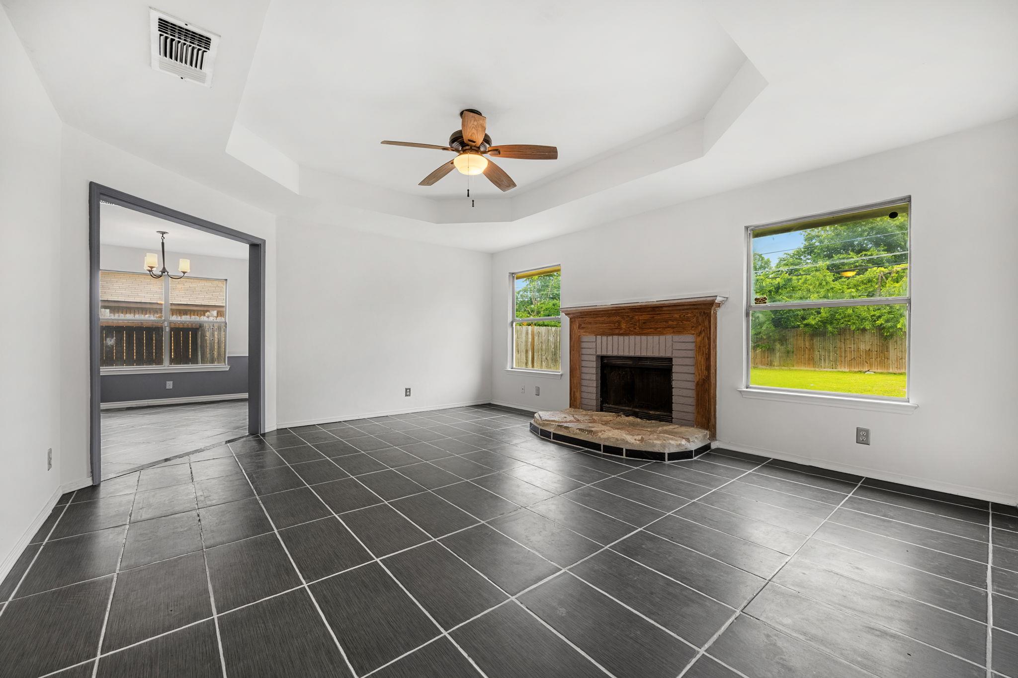 2502 Coach Dr, Killeen, TX 76543