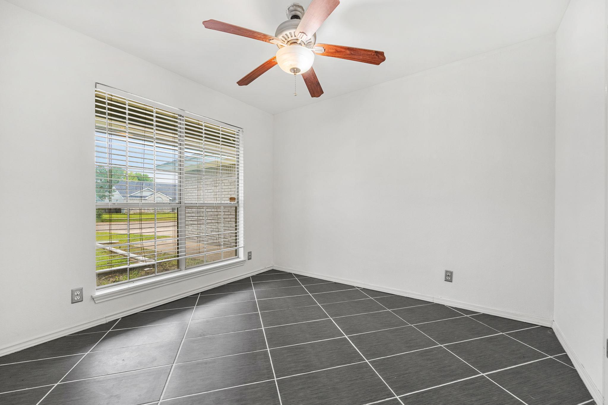 2502 Coach Dr, Killeen, TX 76543