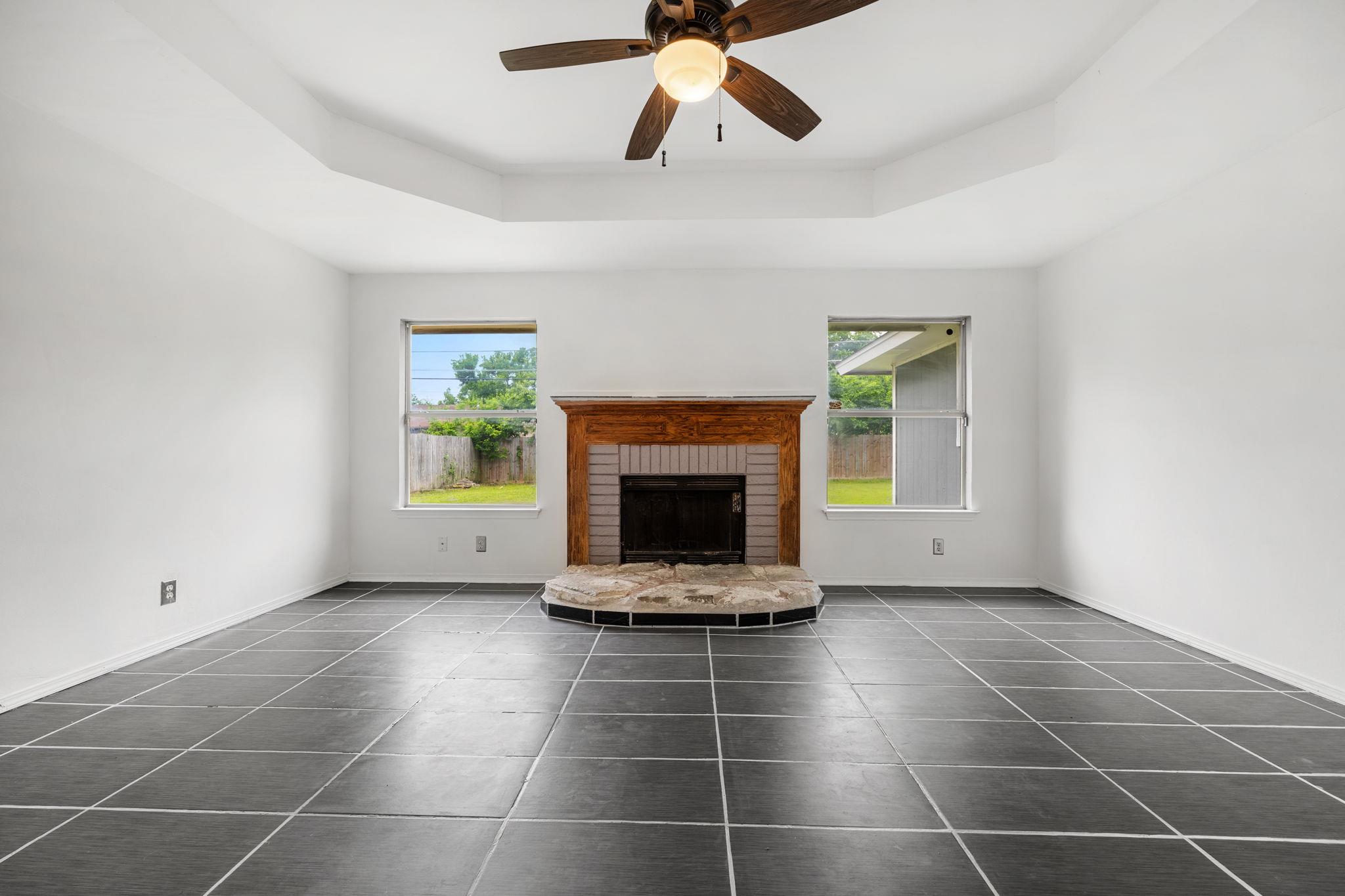 2502 Coach Dr, Killeen, TX 76543