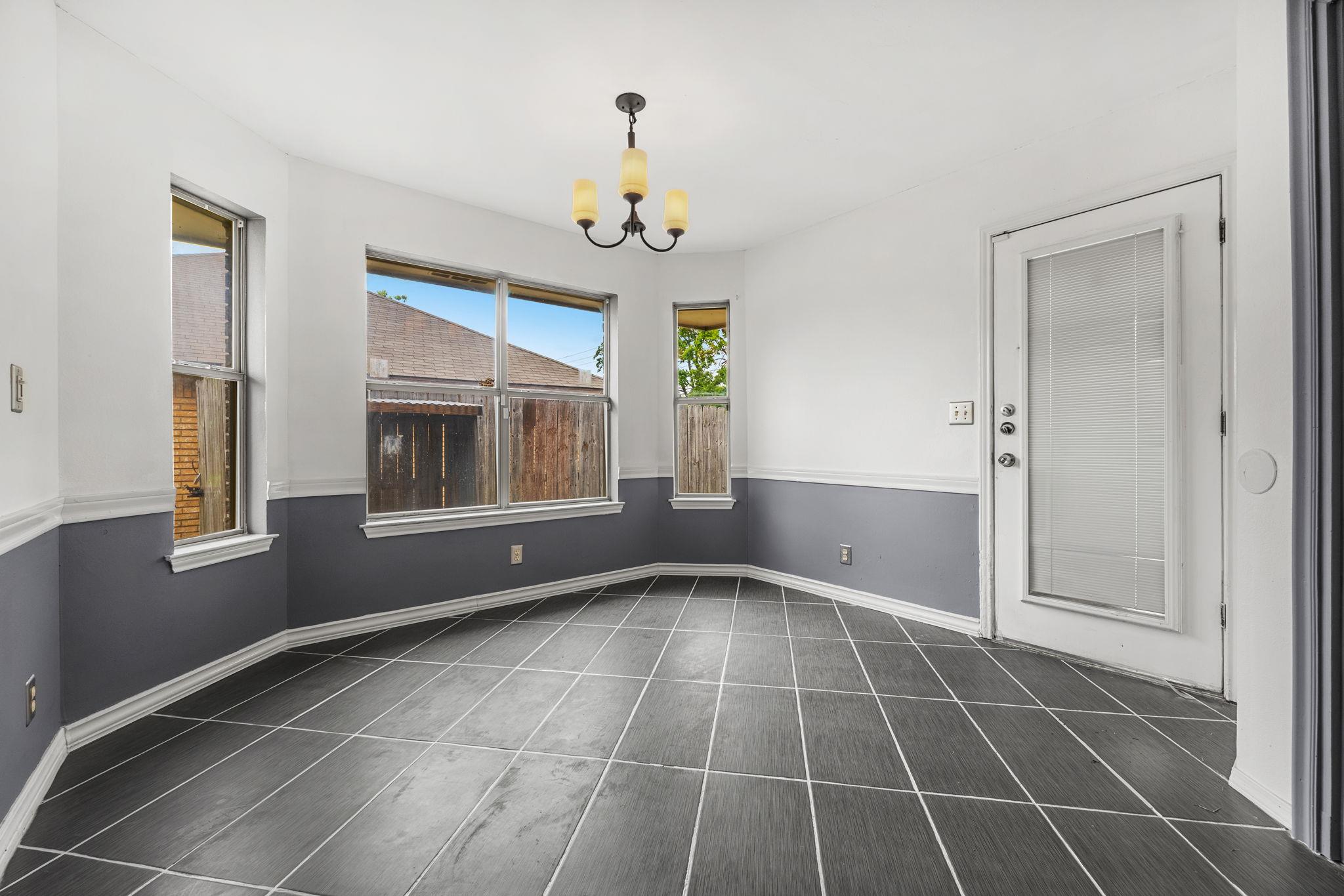 2502 Coach Dr, Killeen, TX 76543