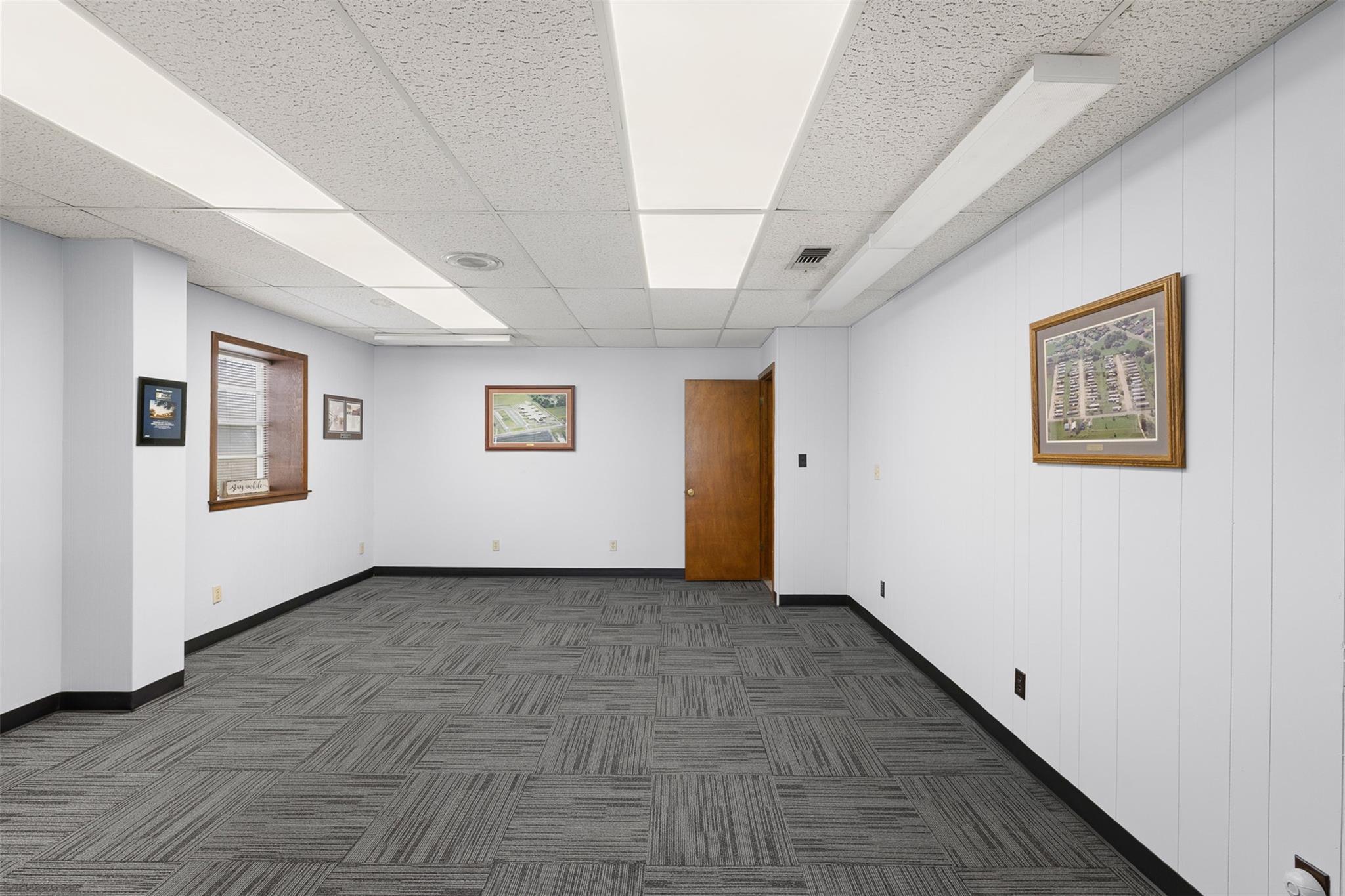 2910 E Austin St, Giddings, TX 78942