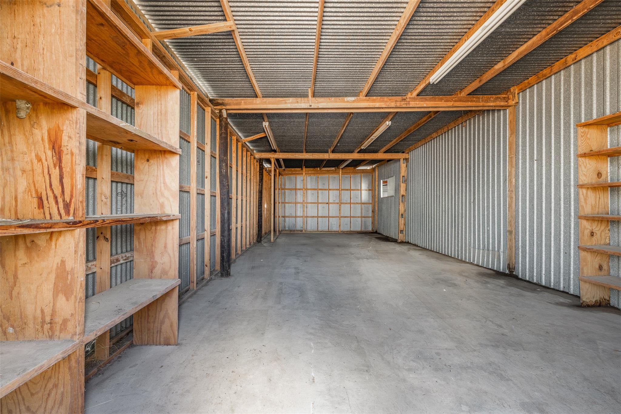 2910 E Austin St, Giddings, TX 78942