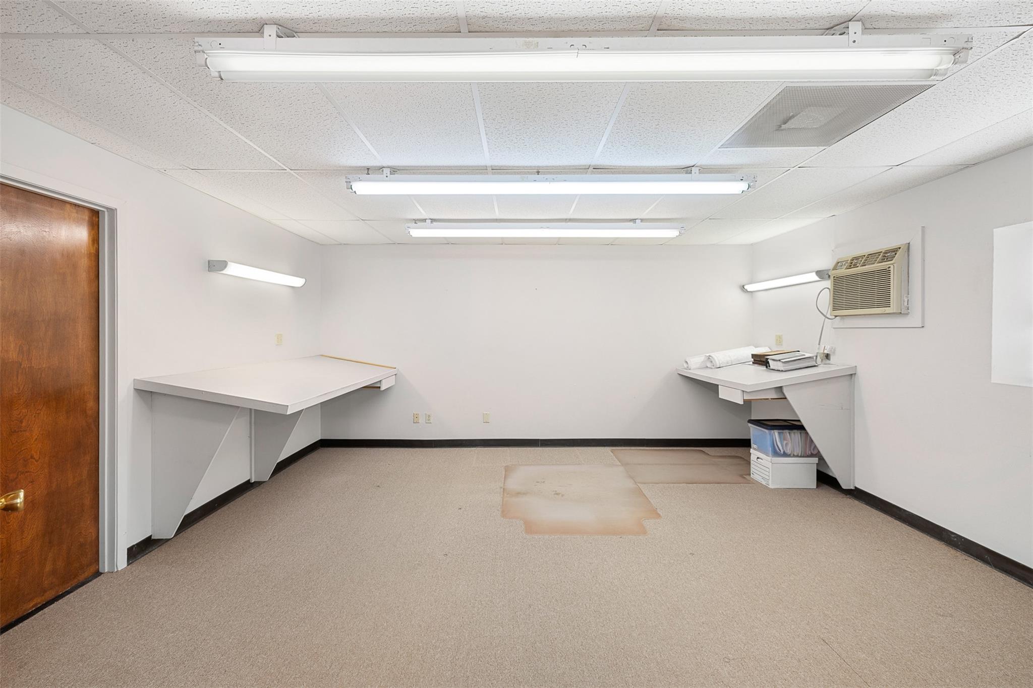 2910 E Austin St, Giddings, TX 78942