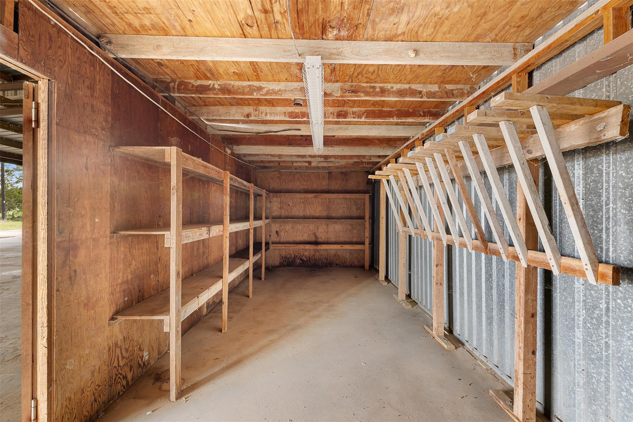 2910 E Austin St, Giddings, TX 78942