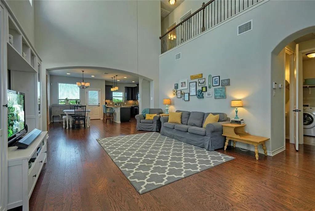 1324 Clearwing Cir, Georgetown, TX 78626