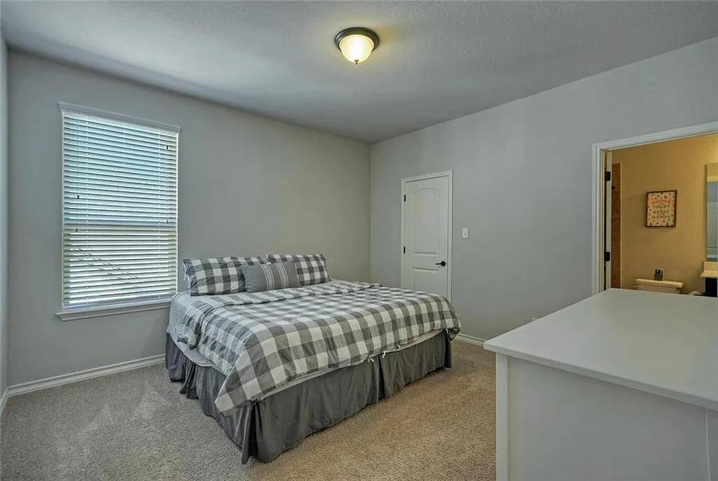 1324 Clearwing Cir, Georgetown, TX 78626