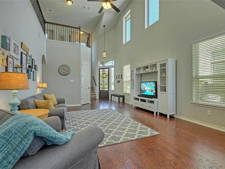 1324 Clearwing Cir, Georgetown, TX 78626