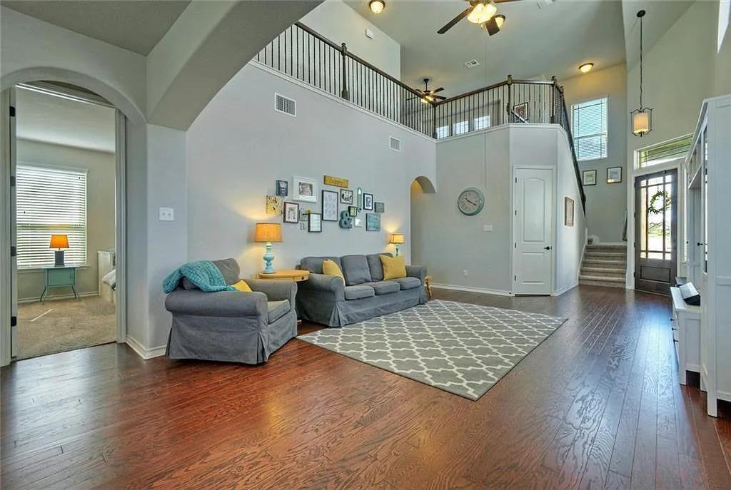 1324 Clearwing Cir, Georgetown, TX 78626