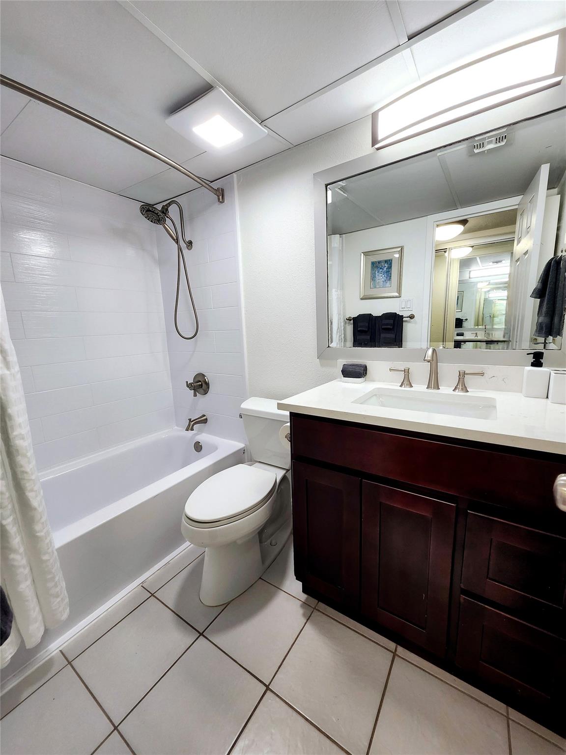 1800 Lavaca St # 102, Austin, TX 78701