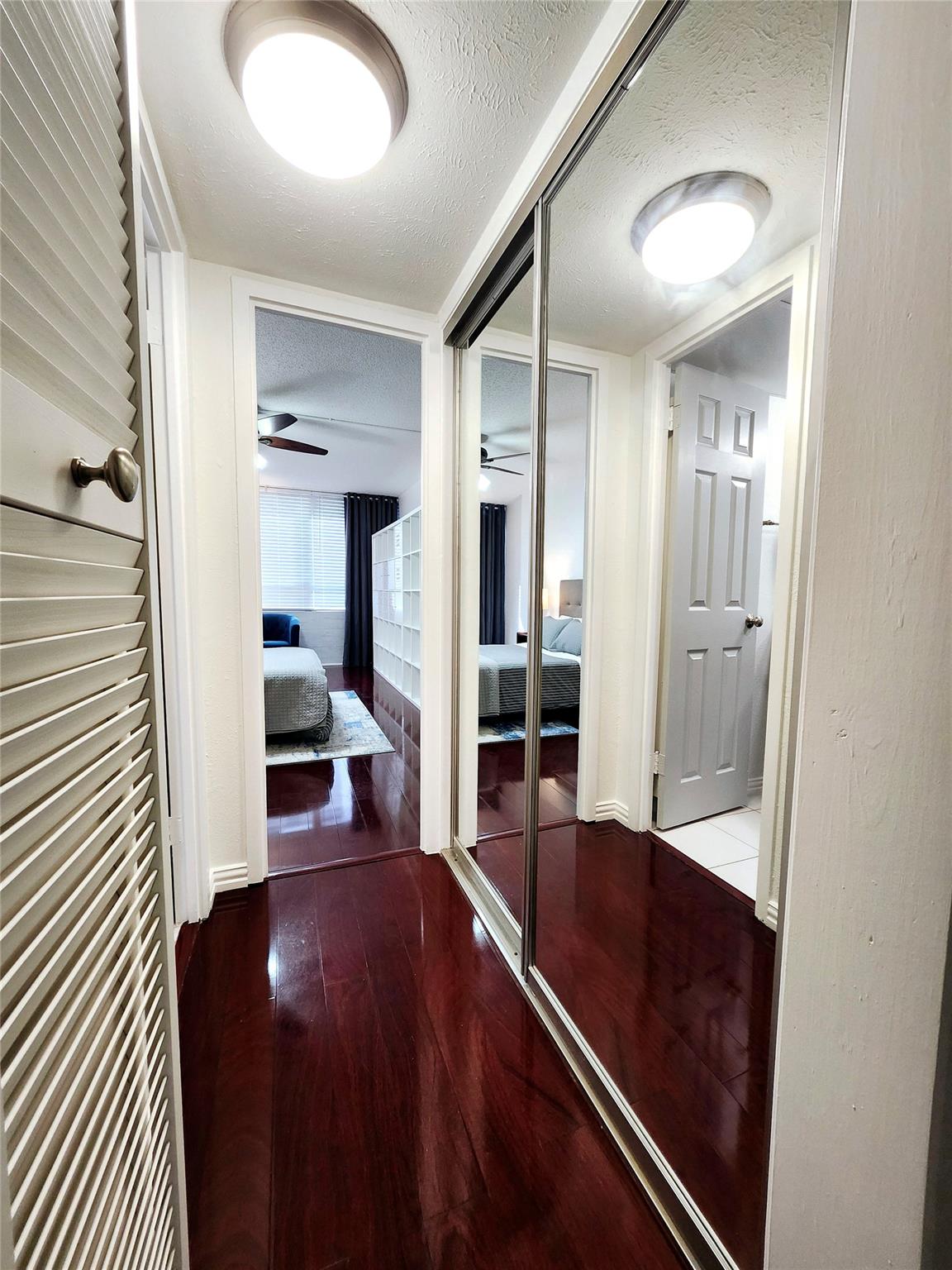 1800 Lavaca St # 102, Austin, TX 78701