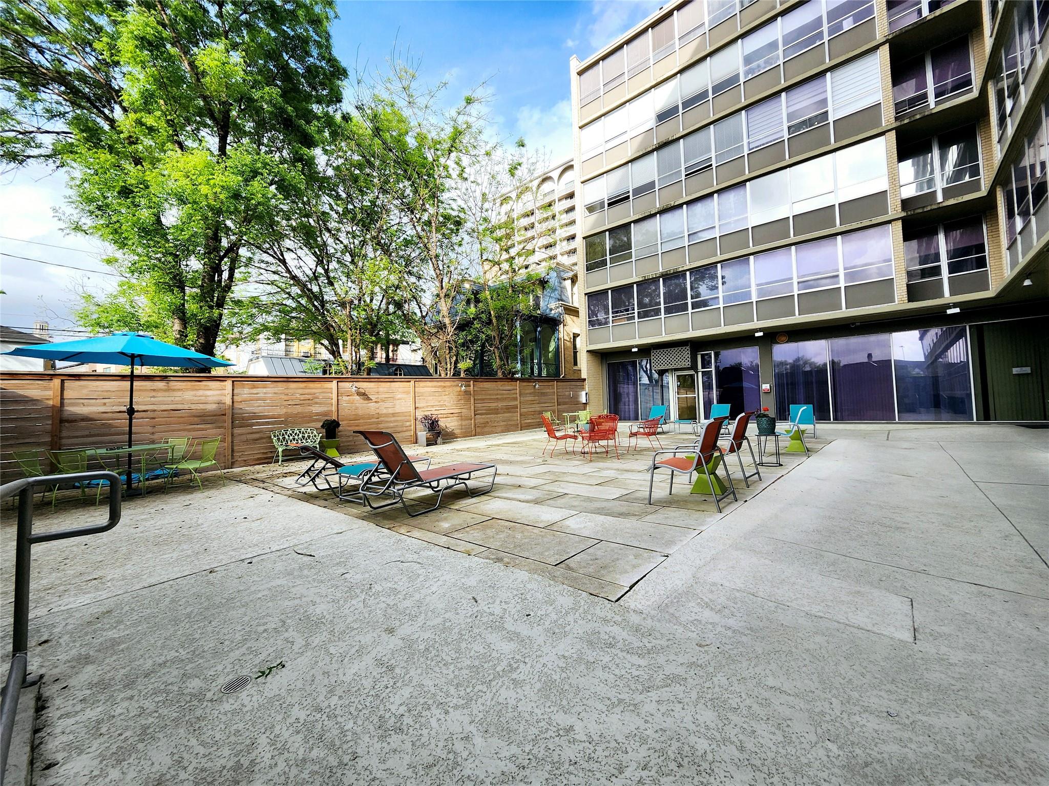 1800 Lavaca St # 102, Austin, TX 78701