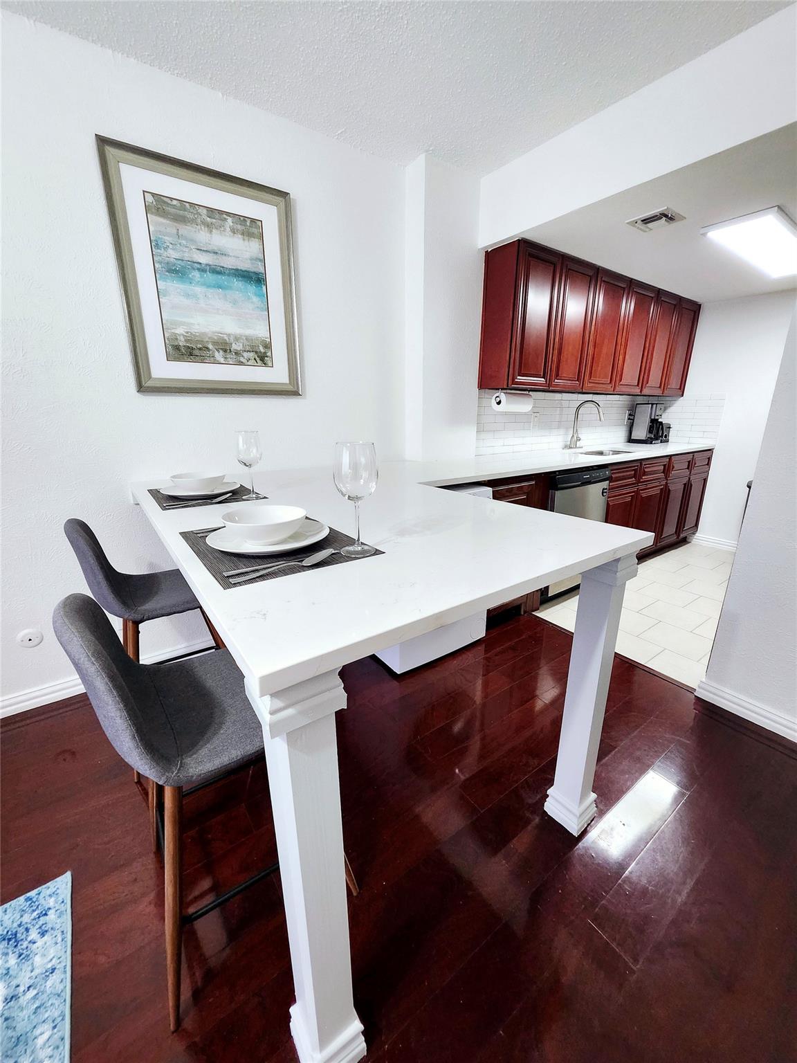 1800 Lavaca St # 102, Austin, TX 78701