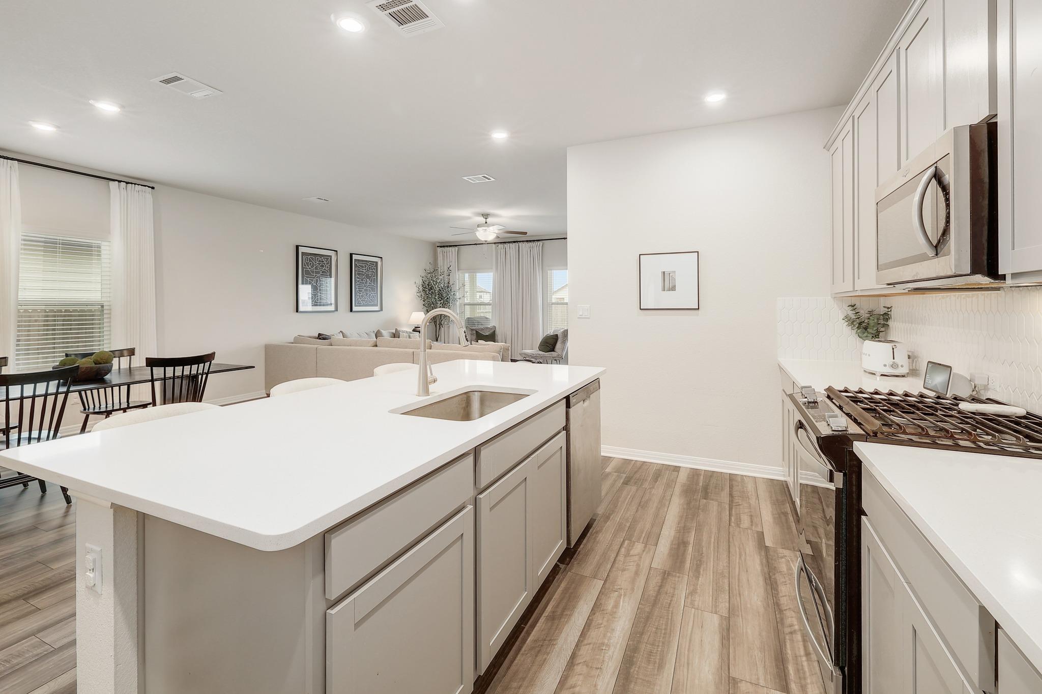 144 Sun Grove Trl, Georgetown, TX 78628