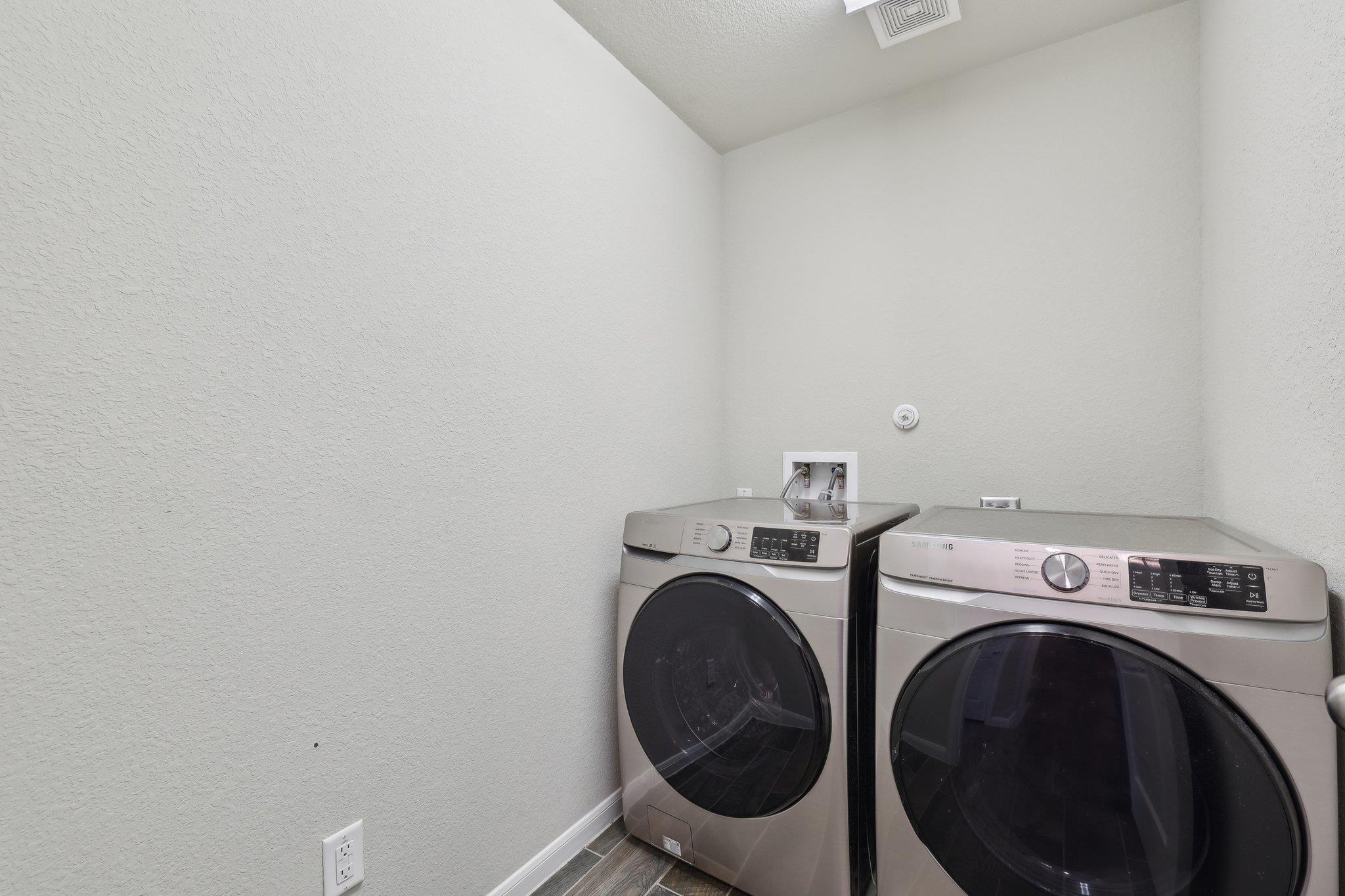 108 Bright Star Ln, Georgetown, TX 78628