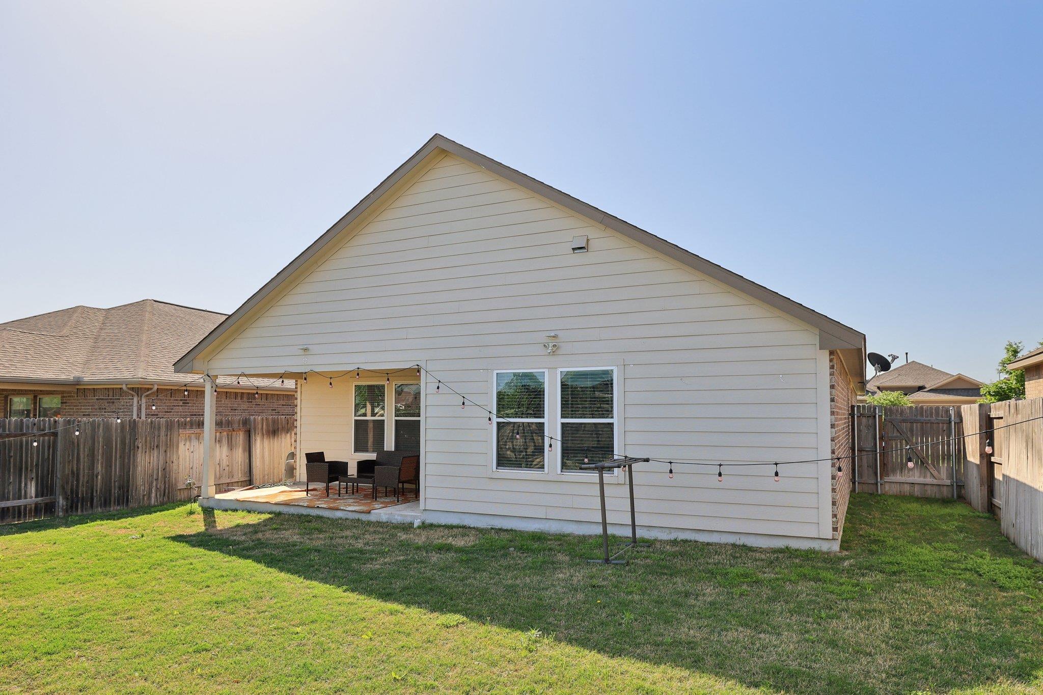 108 Bright Star Ln, Georgetown, TX 78628