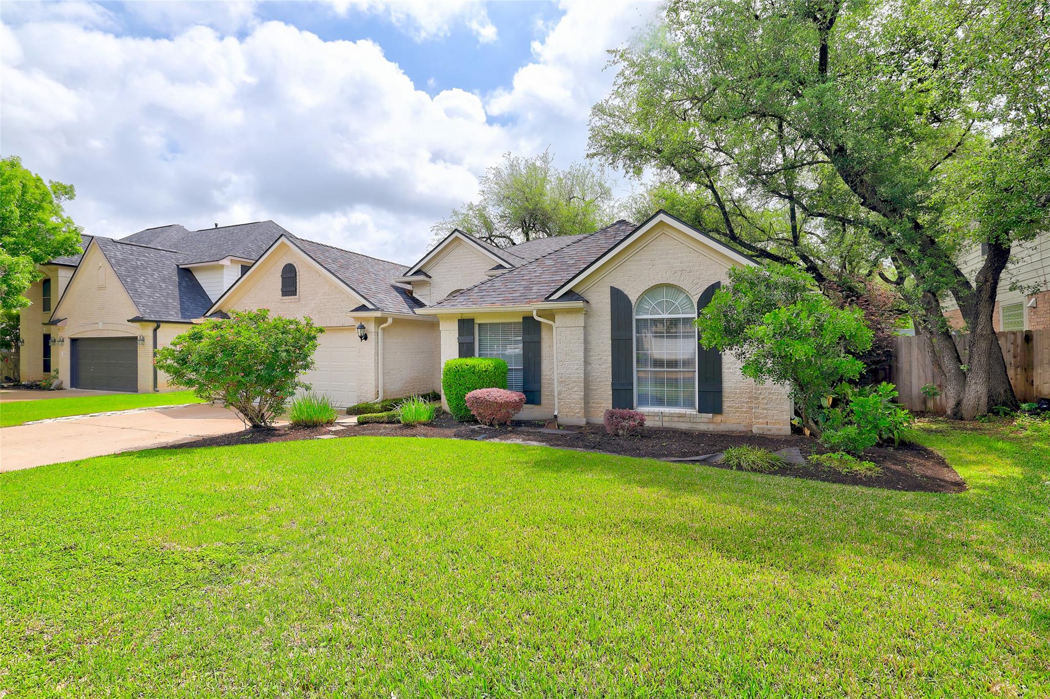 15811 W Dorman Dr, Austin, TX 78717