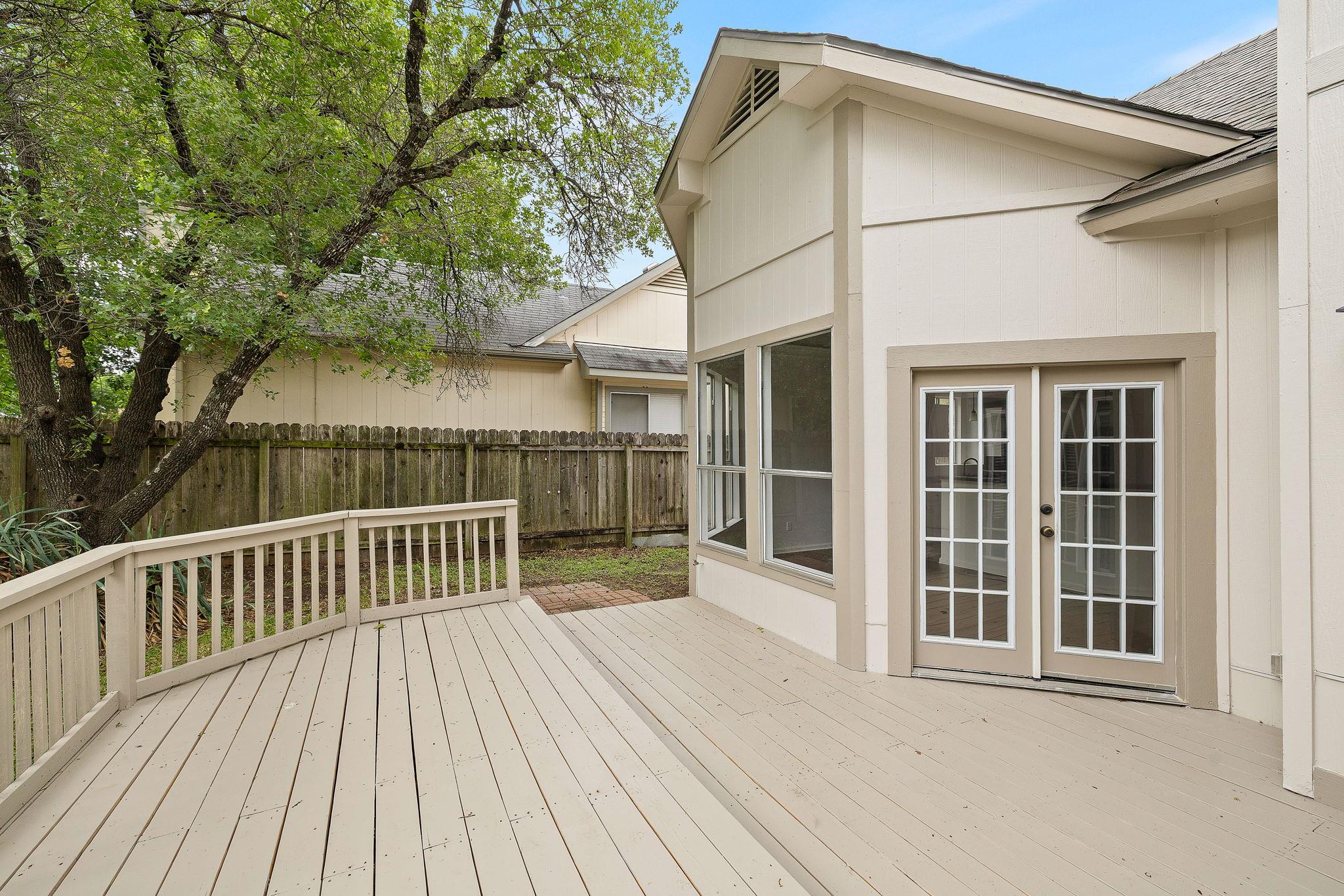 12409 HUNTERS CHASE Dr, Austin, TX 78729