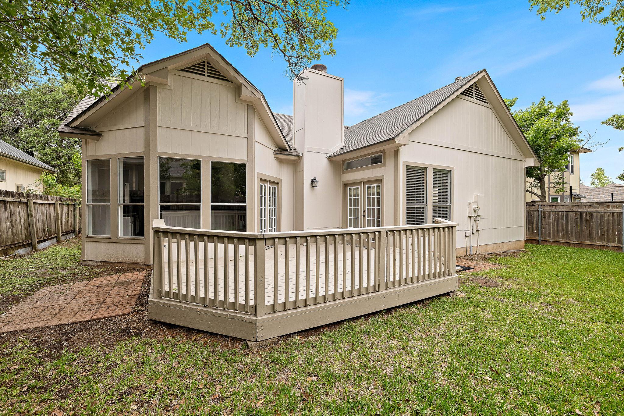 12409 HUNTERS CHASE Dr, Austin, TX 78729