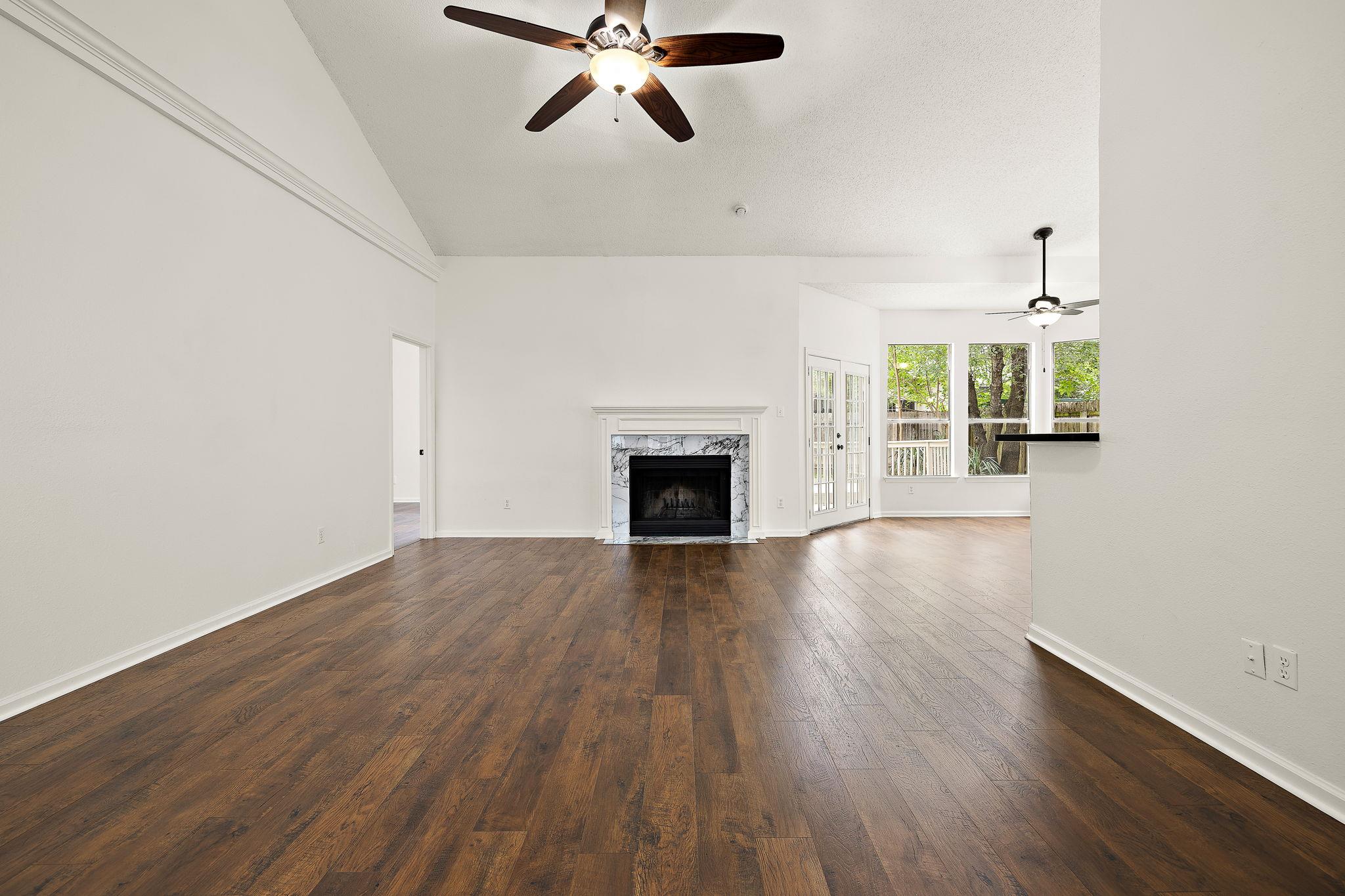 12409 HUNTERS CHASE Dr, Austin, TX 78729