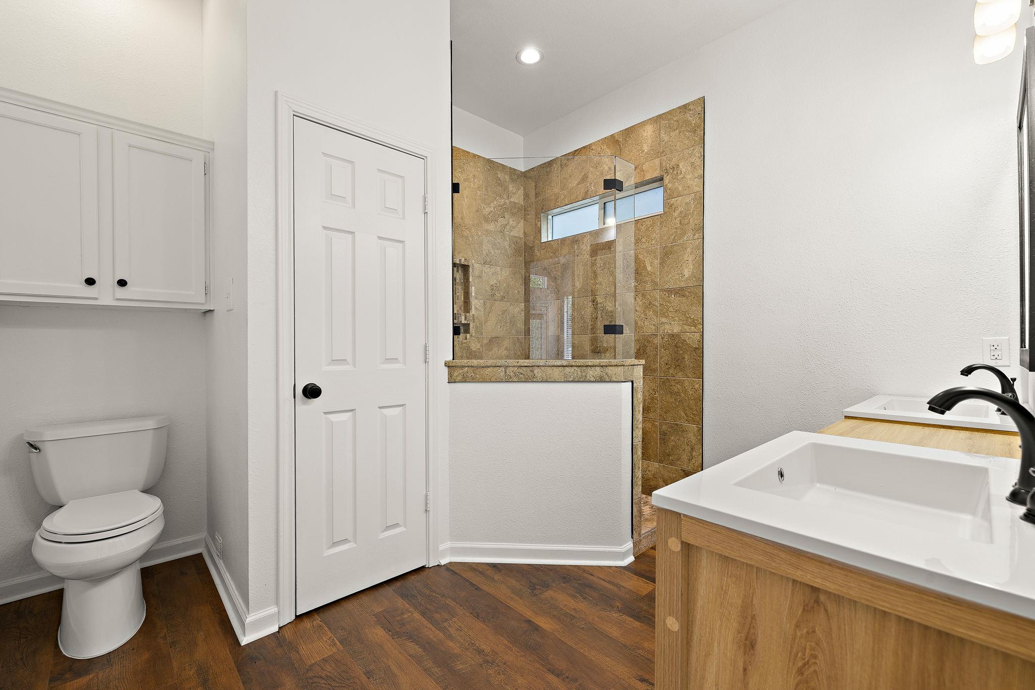 12409 HUNTERS CHASE Dr, Austin, TX 78729