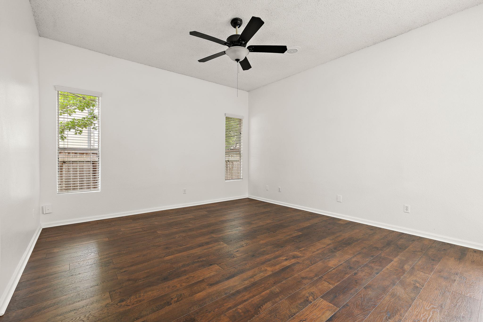 12409 HUNTERS CHASE Dr, Austin, TX 78729