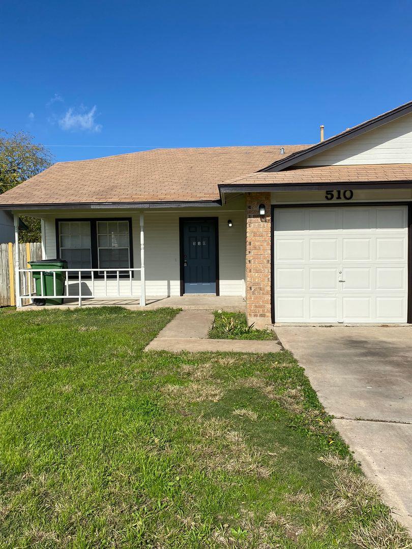 510 Willowbend Cv, Round Rock, TX 78664