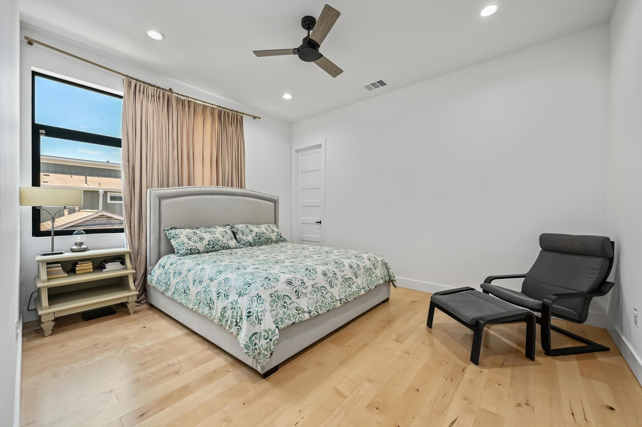 7810 Hardy Dr, Austin, TX 78757