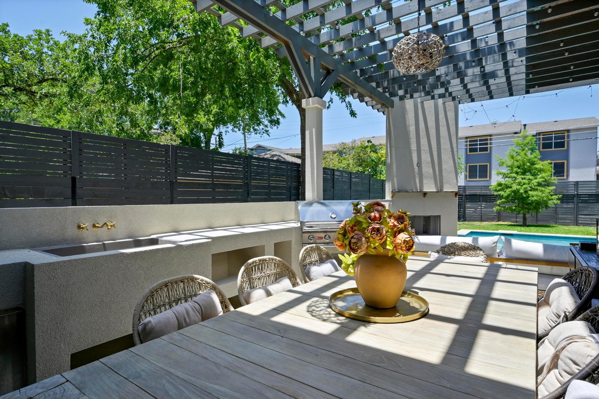 7810 Hardy Dr, Austin, TX 78757