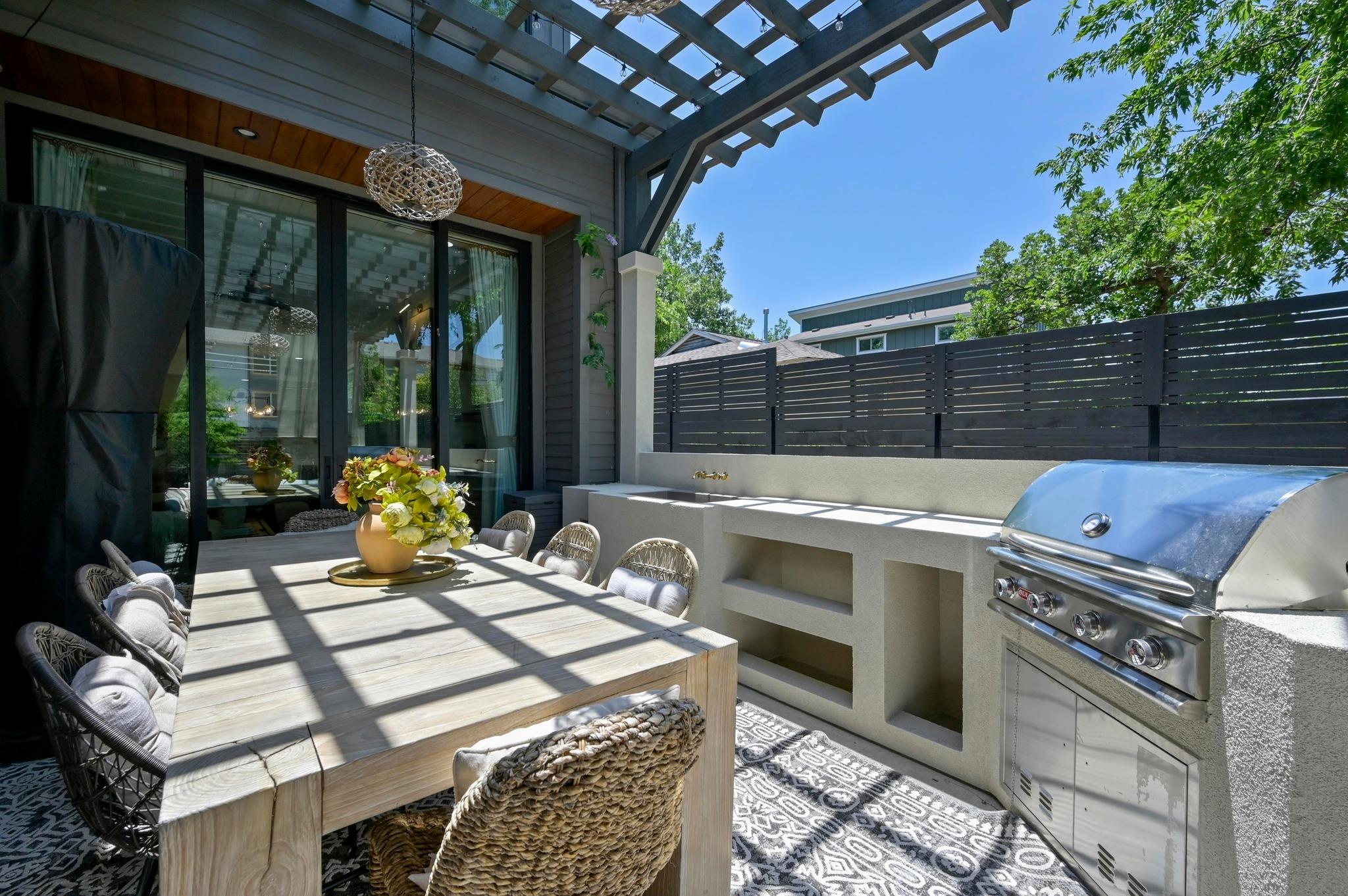 7810 Hardy Dr, Austin, TX 78757