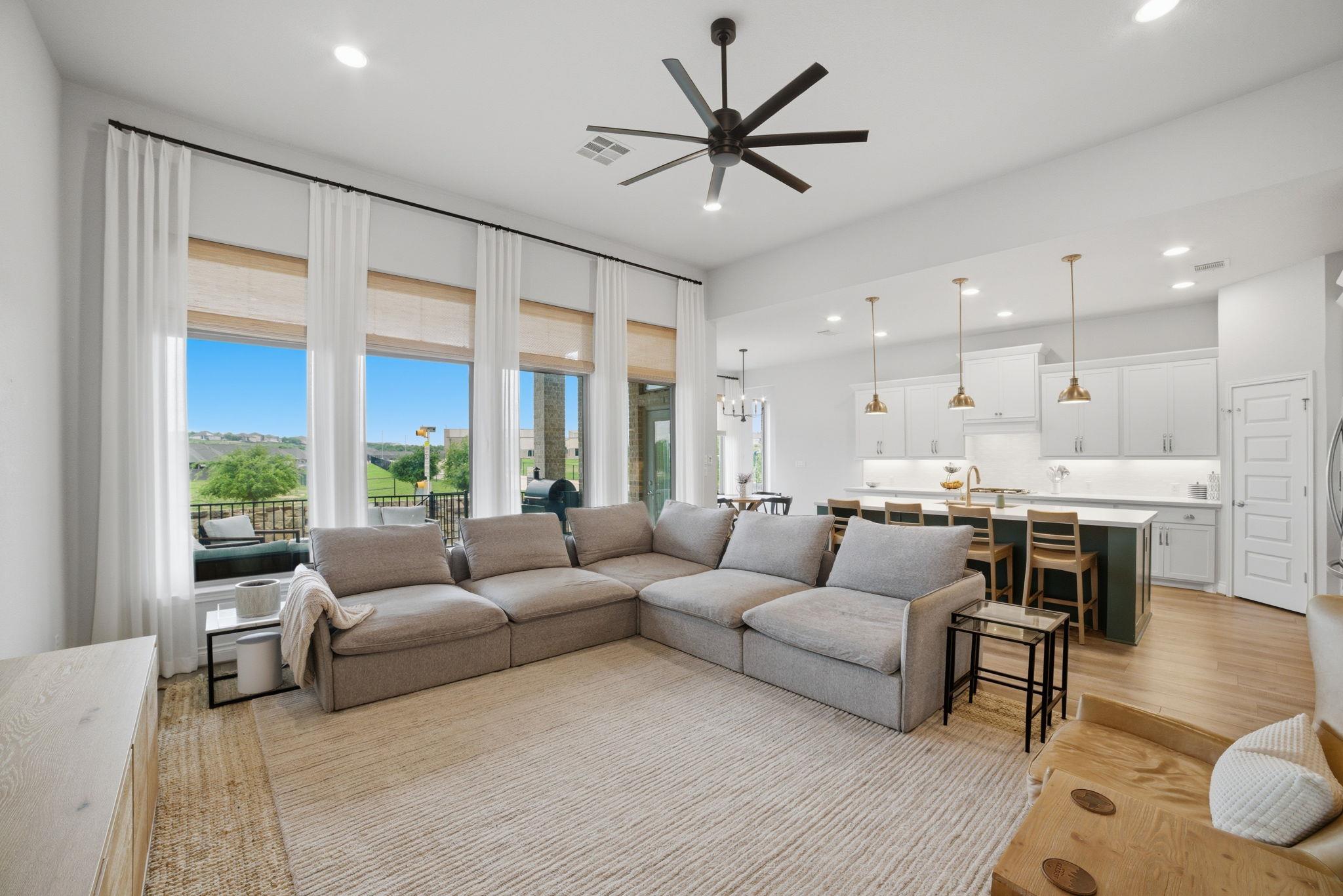 924 Hornsby Holw, Leander, TX 78641