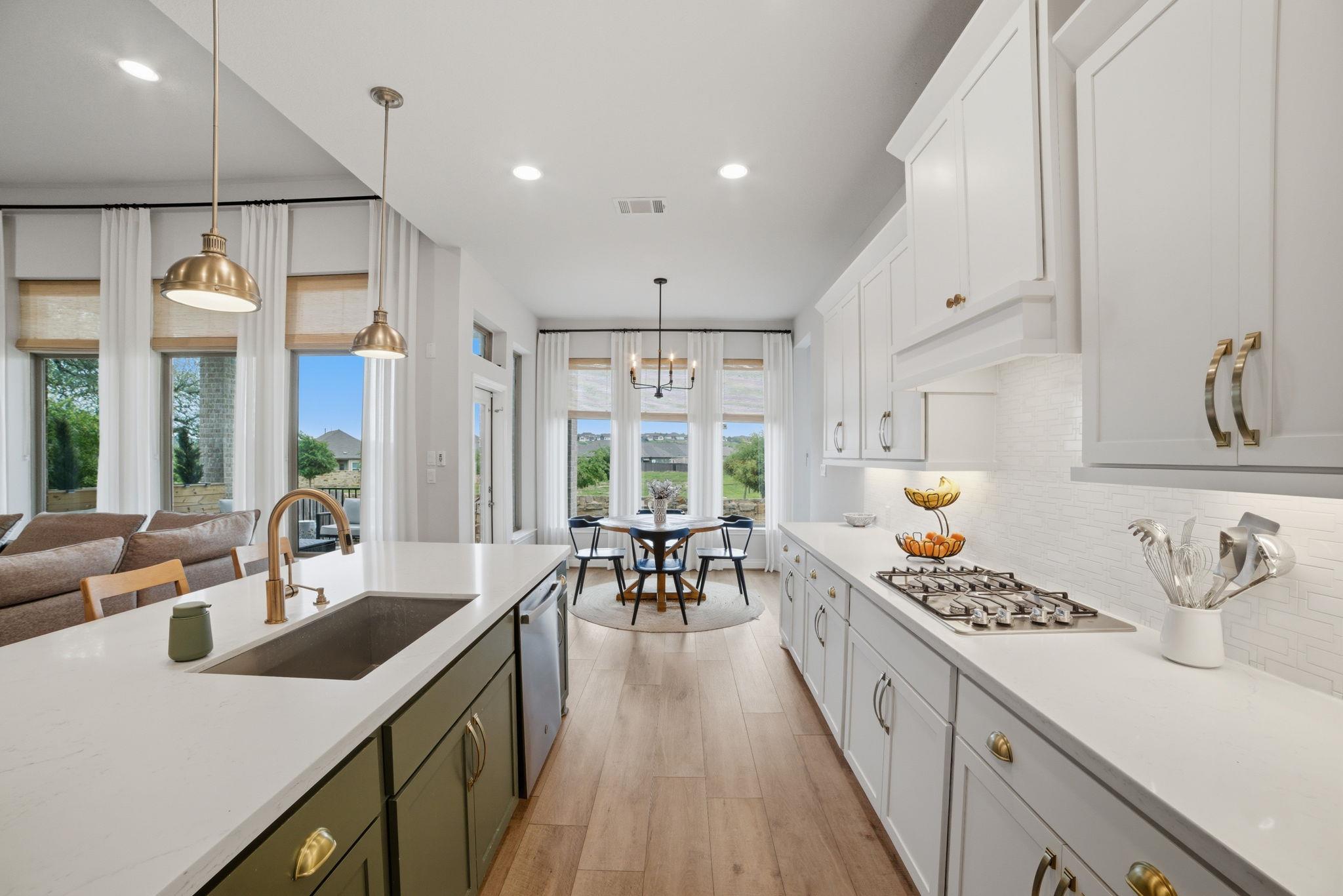 924 Hornsby Holw, Leander, TX 78641