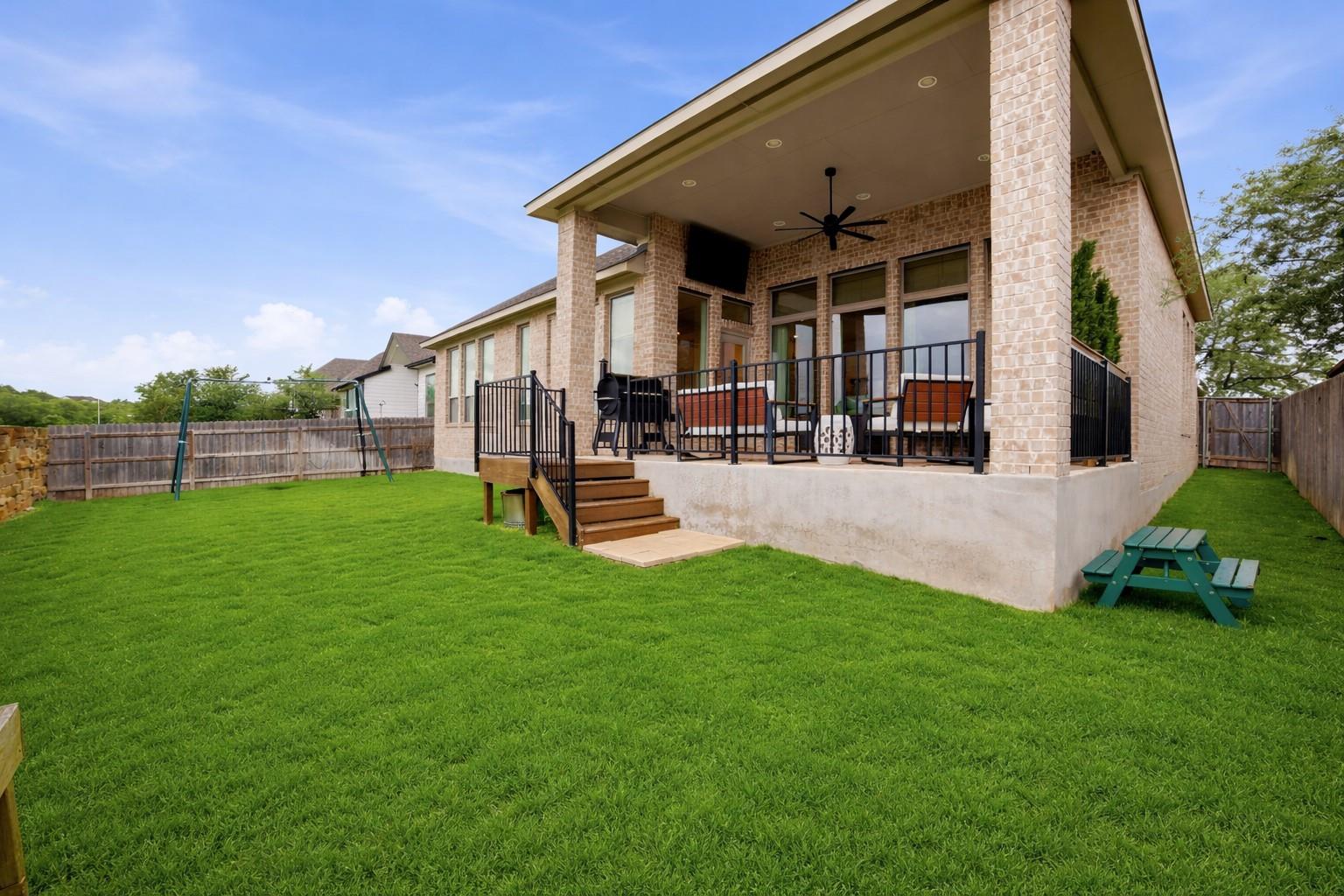 924 Hornsby Holw, Leander, TX 78641