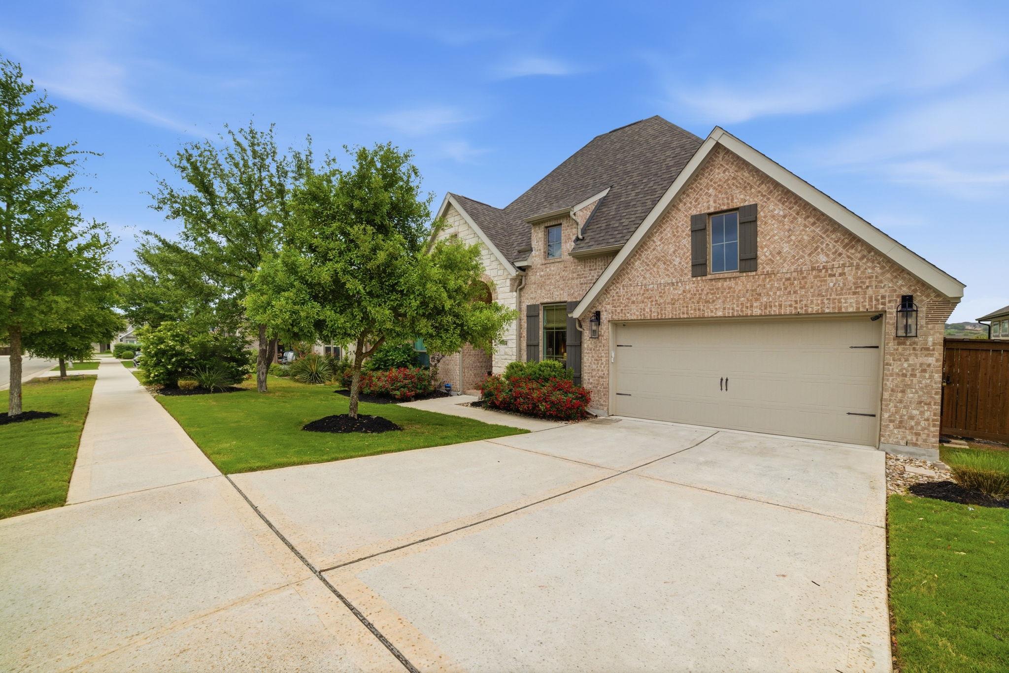 924 Hornsby Holw, Leander, TX 78641
