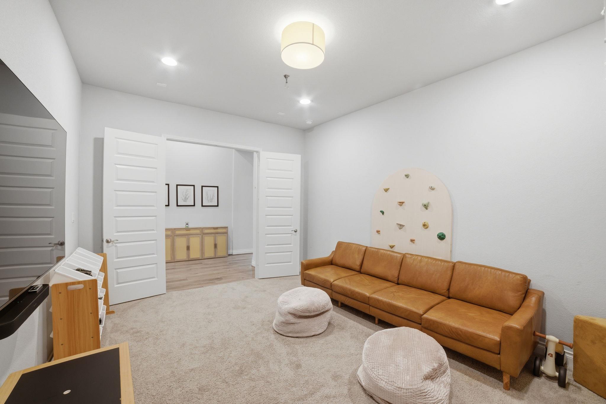 924 Hornsby Holw, Leander, TX 78641