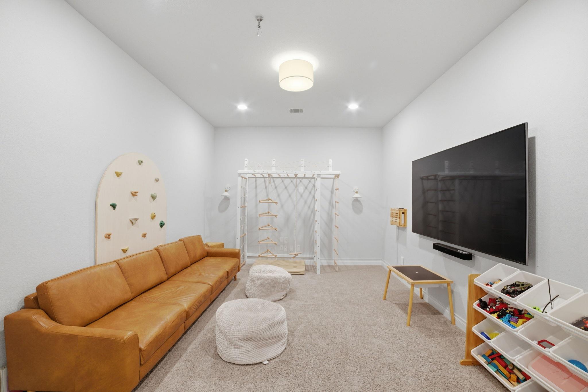 924 Hornsby Holw, Leander, TX 78641