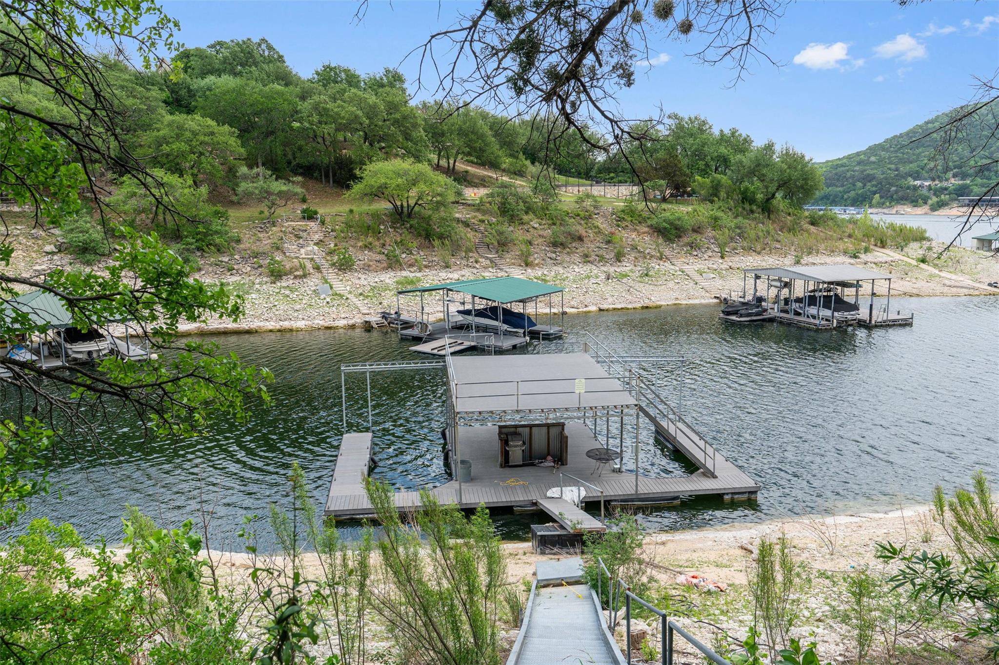 17621 Hunters Holw, Jonestown, TX 78645