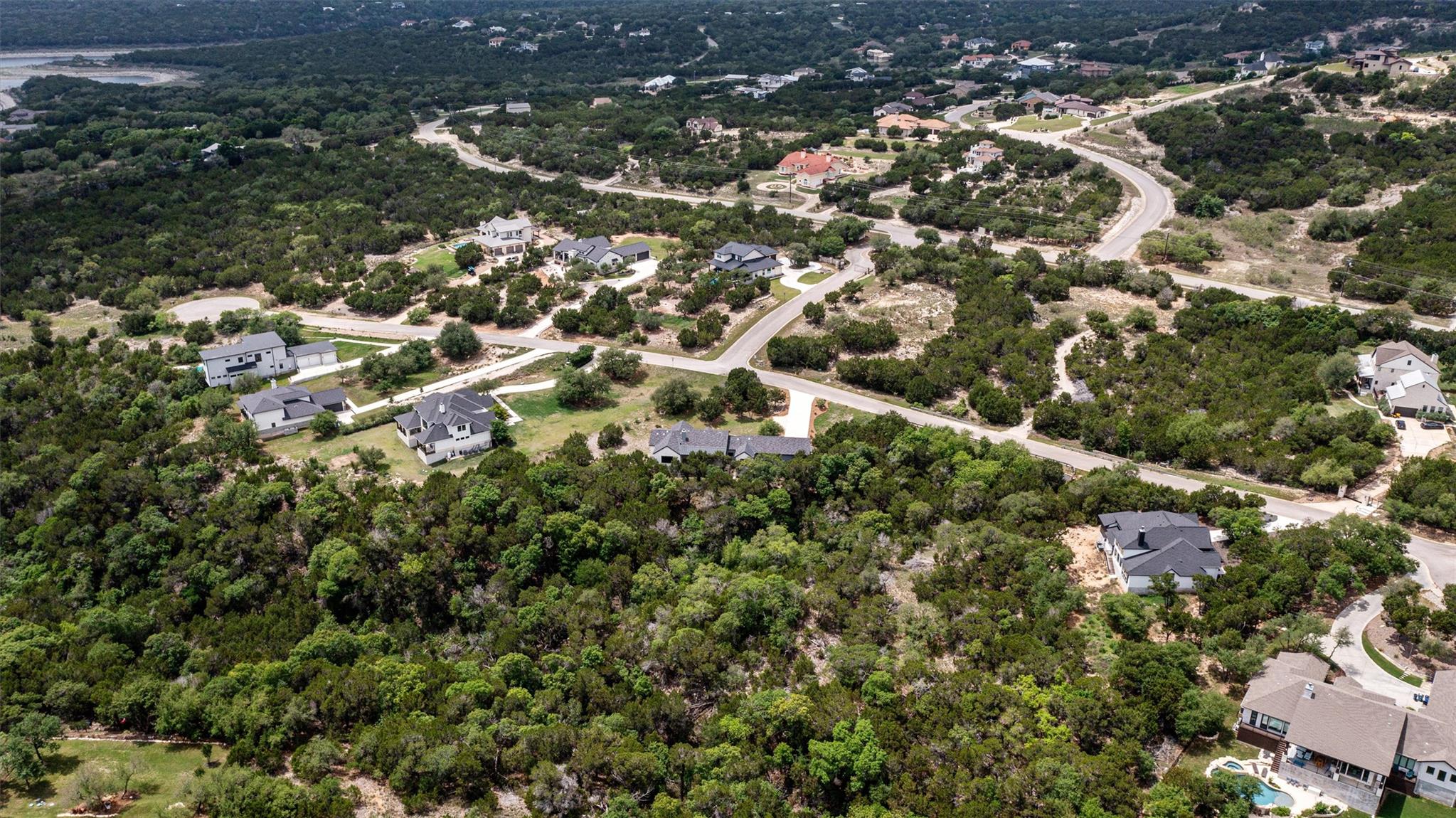 17621 Hunters Holw, Jonestown, TX 78645