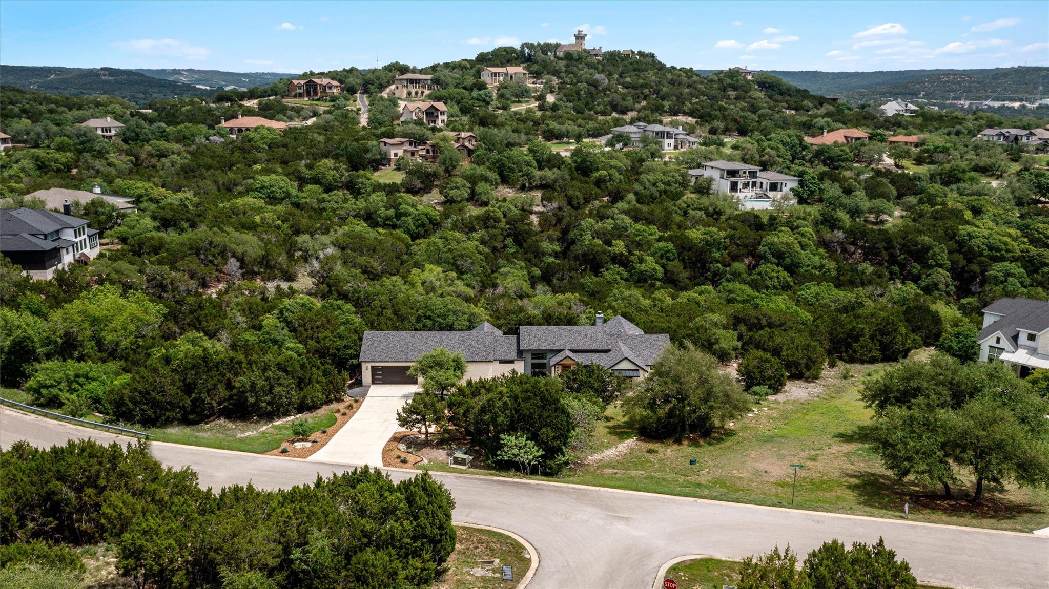 17621 Hunters Holw, Jonestown, TX 78645