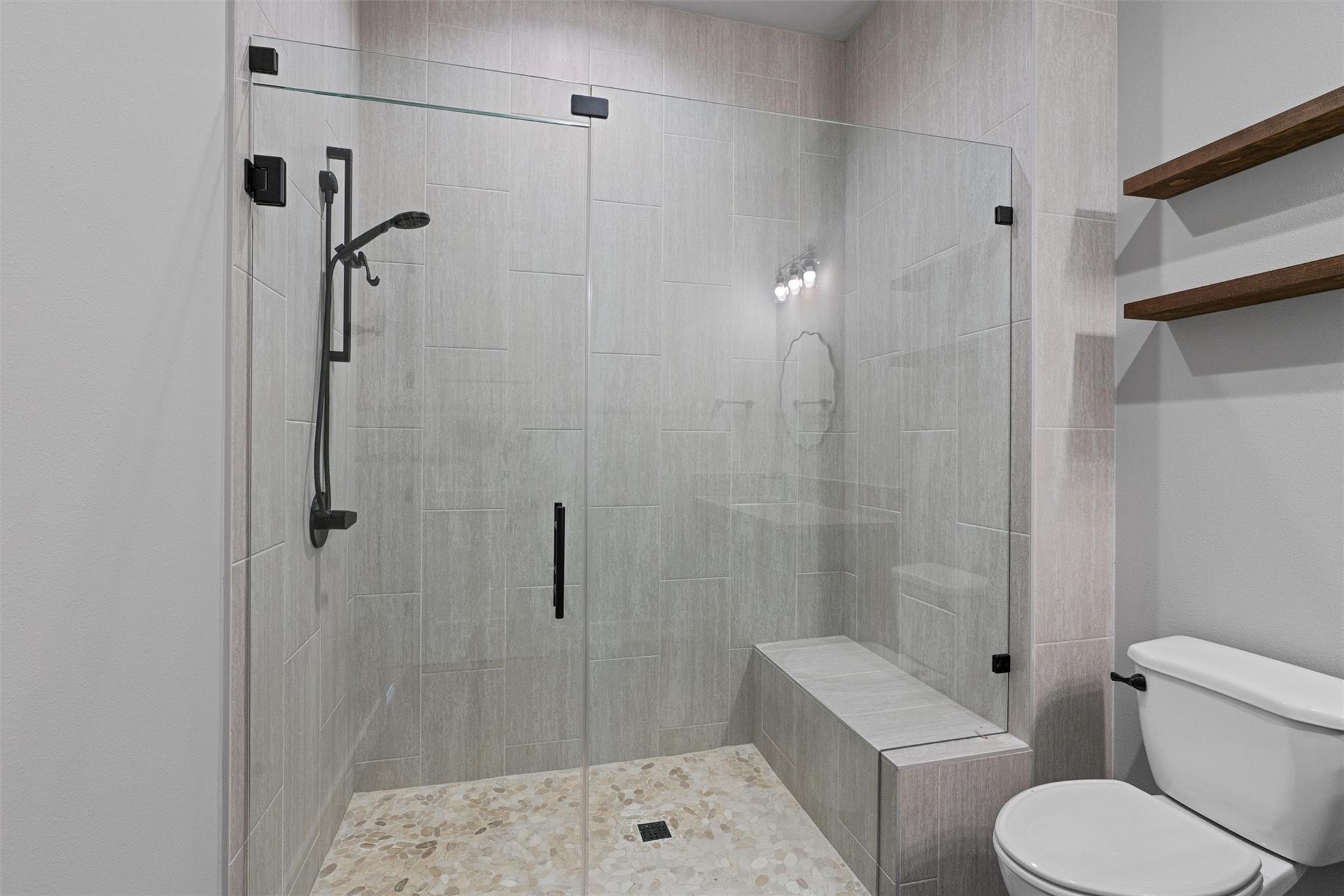 17621 Hunters Holw, Jonestown, TX 78645