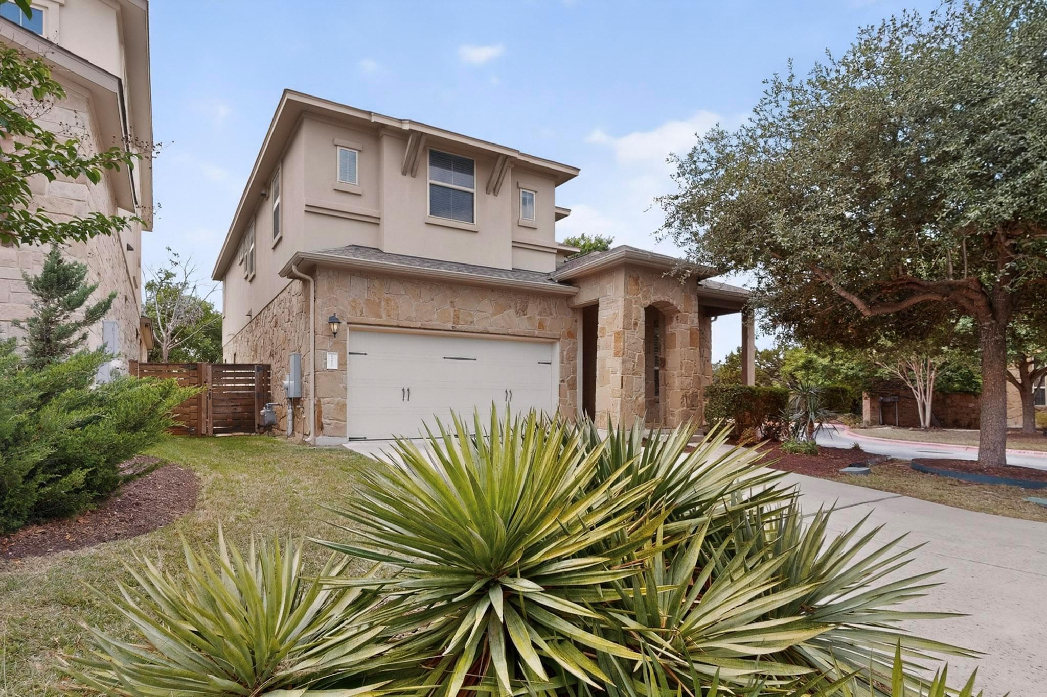 10917 Hidden Caves # 31, Austin, TX 78726