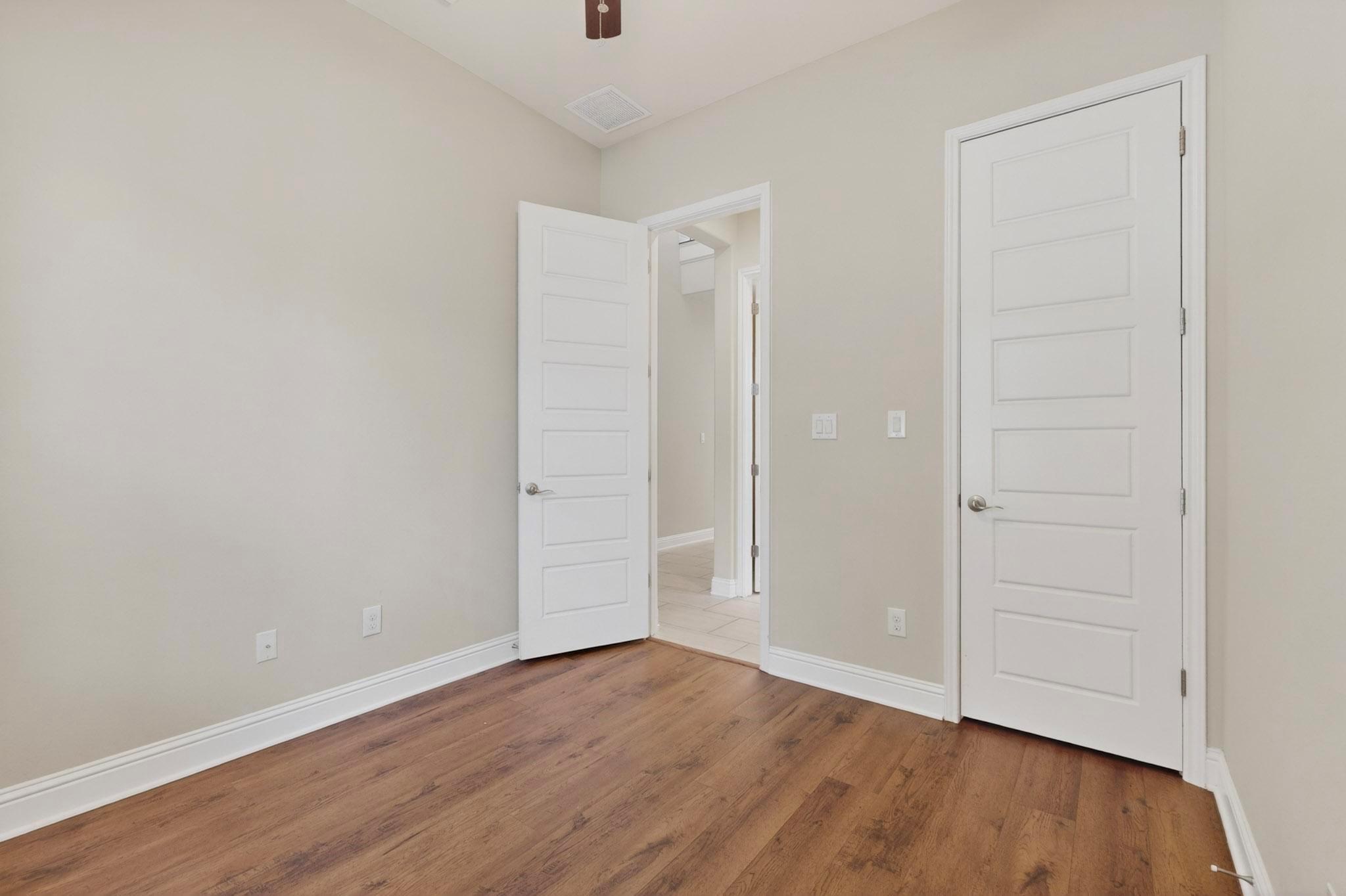 10917 Hidden Caves # 31, Austin, TX 78726